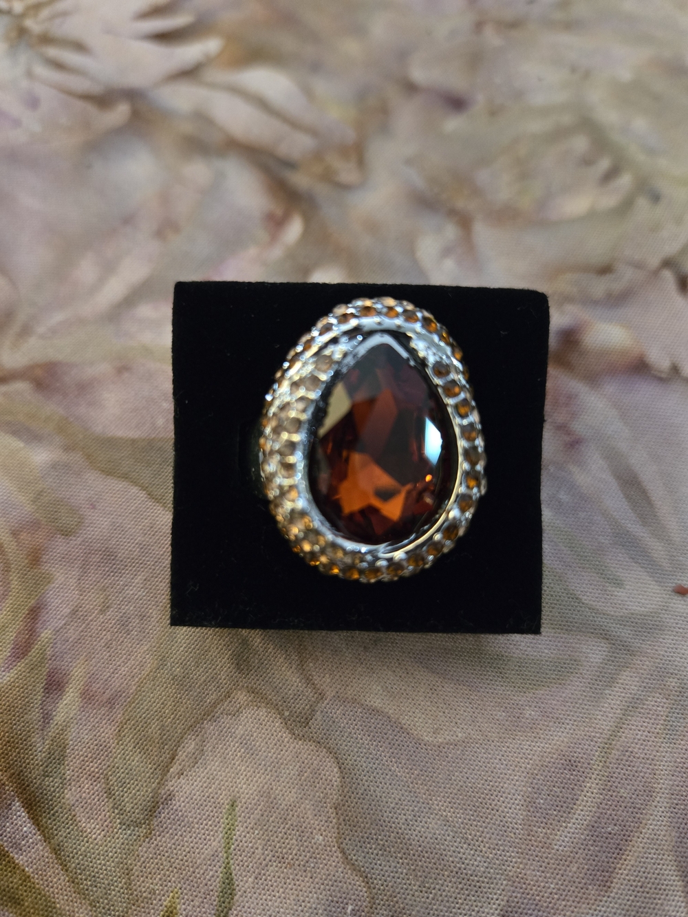 Elegant Teardrop Amber Cocktail Ring - Women Jewelry